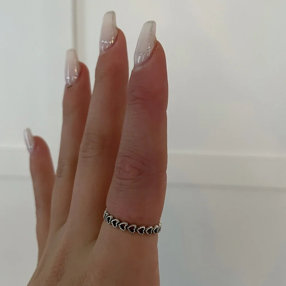 Perfect condition Pandora ring - Picture 9 of 9